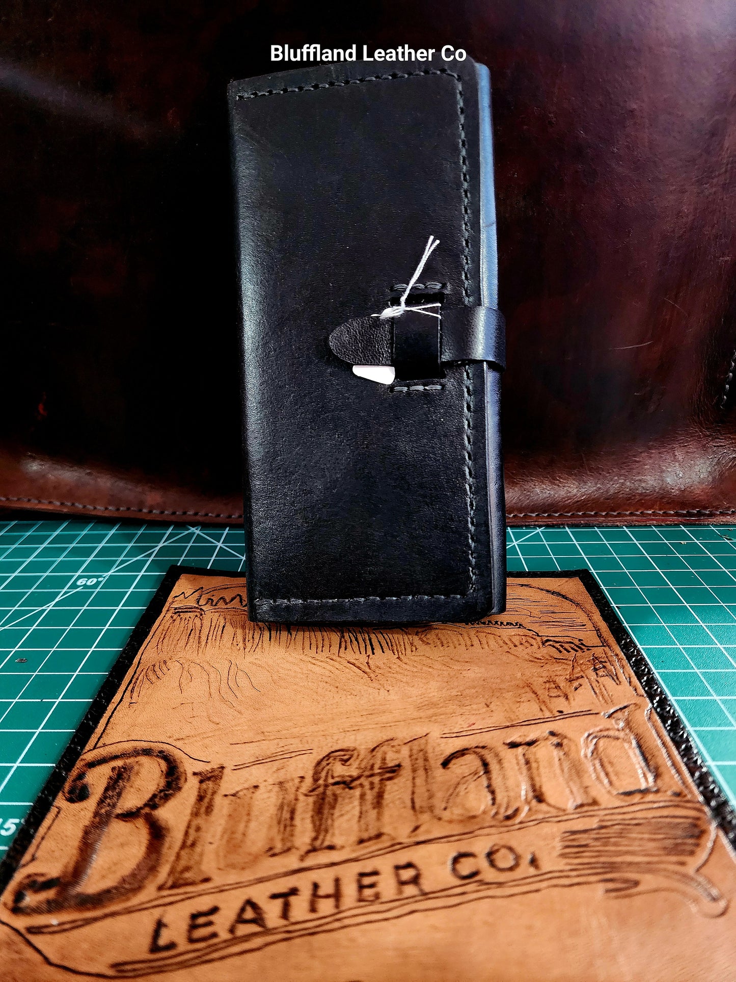 Handcrafted Full-Grain Leather Phone Wallet – Black – Designed for Samsung Galaxy S22 or Similar-Sized Phones